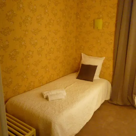 Hotel California Vichy Room photo