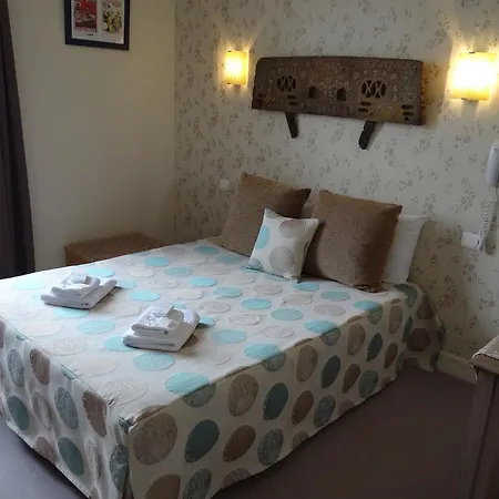 Hotel California Vichy Room photo