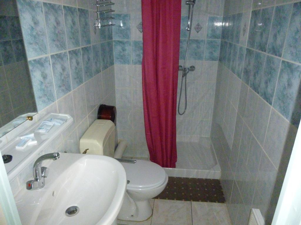 Hotel California Vichy